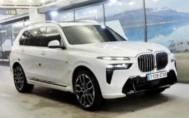 수원수입중고차사이트 X7 (G07) xDrive 40i M 스포츠 매물 사진 20 - 2025/10 10,028km