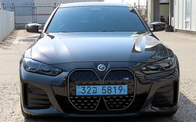 수원수입중고차사이트 i4 M50 매물 사진 13 - 2023/02 90,732km